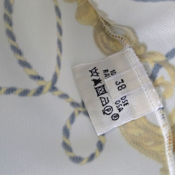 Hermès Paris Haut Decollete Manches Court Key And Tassel Print Shirt Size 38/US6 - Picture 5 of 7